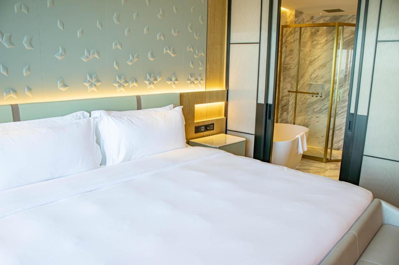 Yoho Treasure Island Hotel Macau Exterior foto